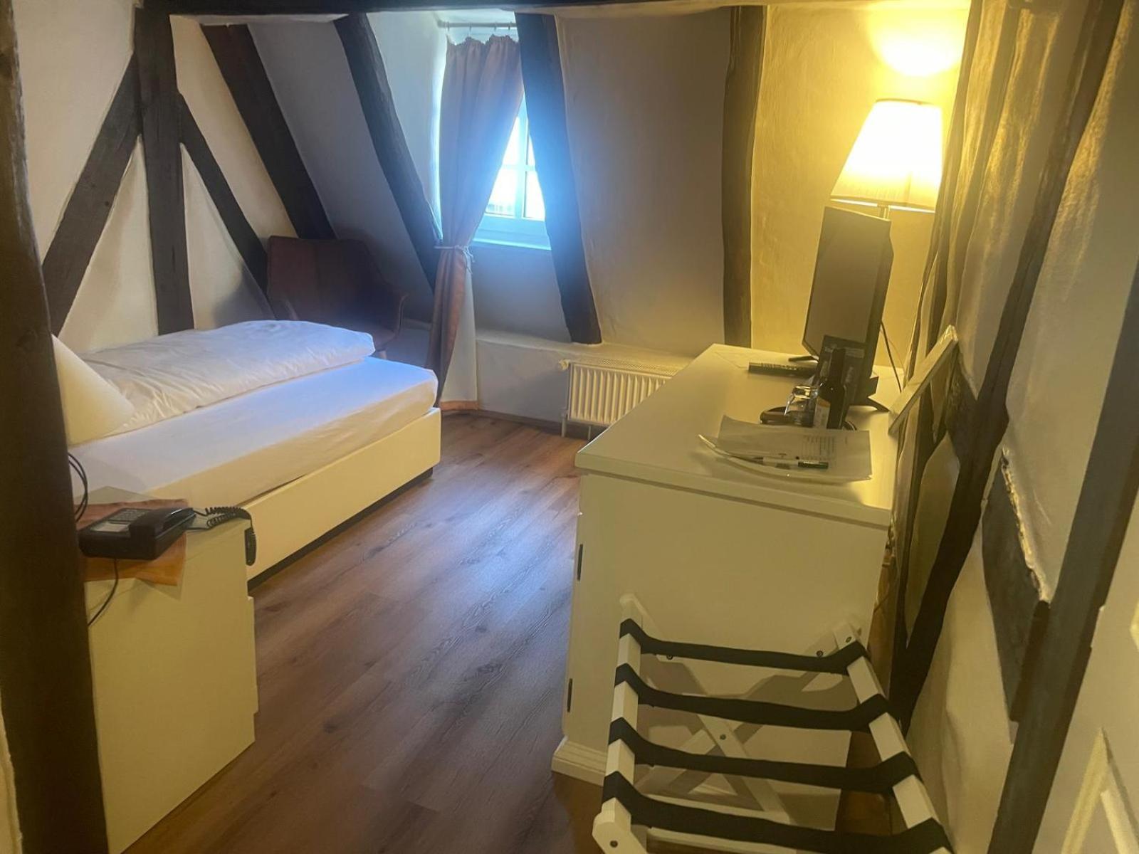 Hotel Restaurant Altes Badhaus Eberbach  Exterior photo